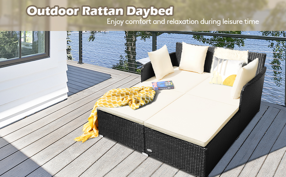 outdoor rattan daybed